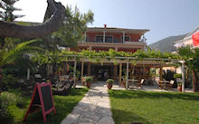 Foto Aparthotel Eva Beach in Nidri ( Lefkas)